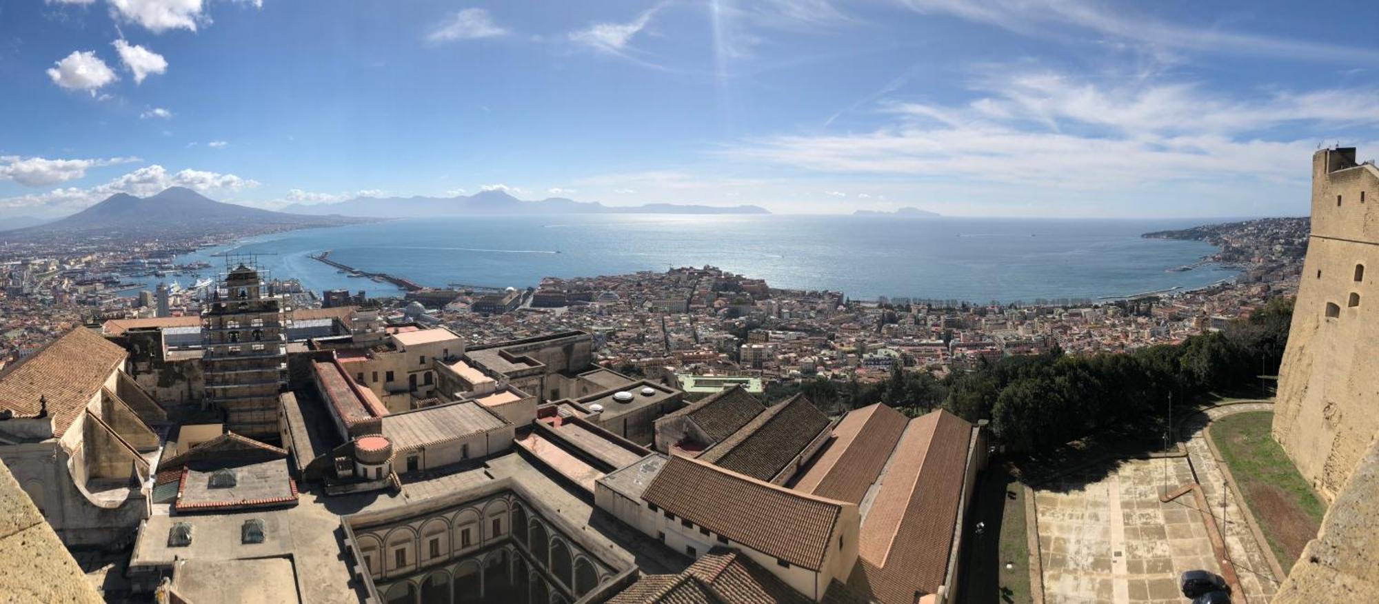 Toledostop Naples Extérieur photo View of the city of Taormina